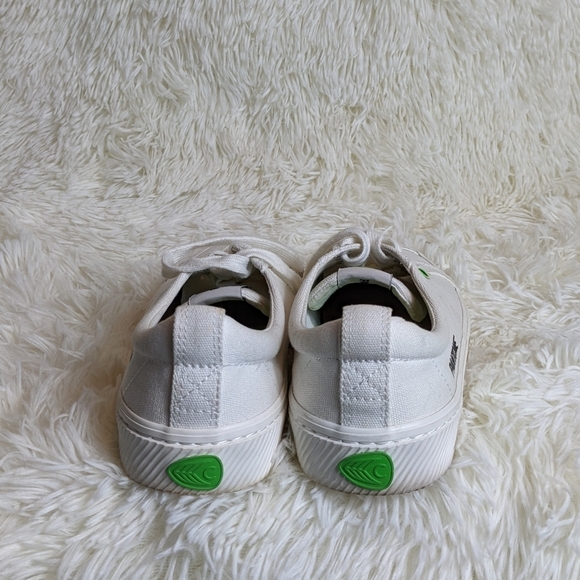 Carima x Pantone low top sneakers - Picture 3 of 10